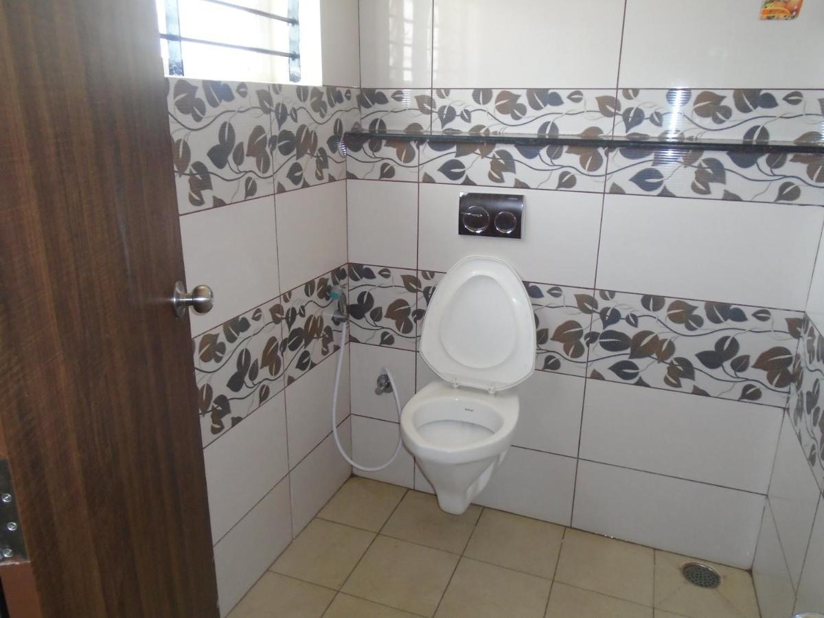 Ssr Residency Hotel Mandya Ngoại thất bức ảnh