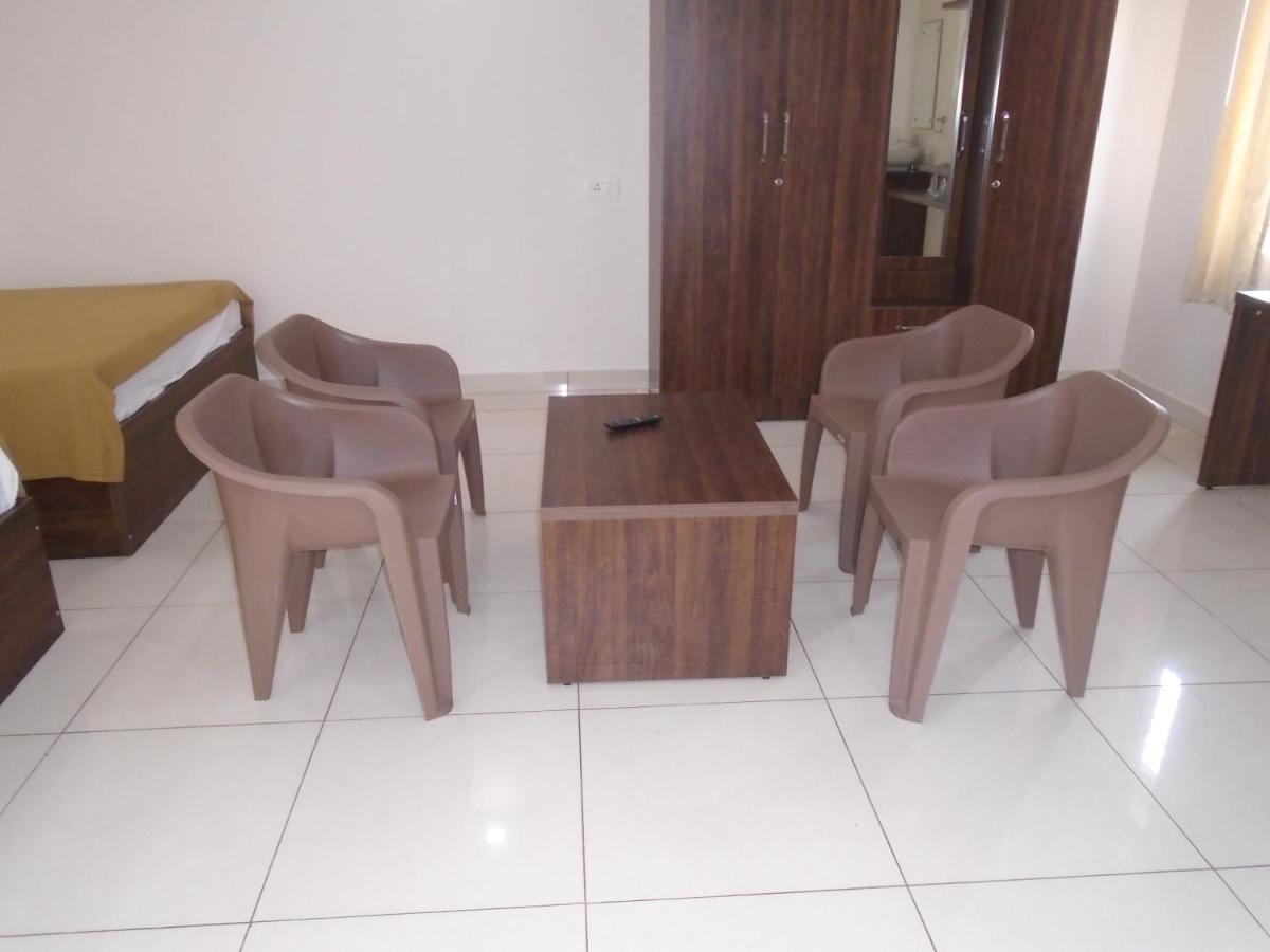 Ssr Residency Hotel Mandya Ngoại thất bức ảnh