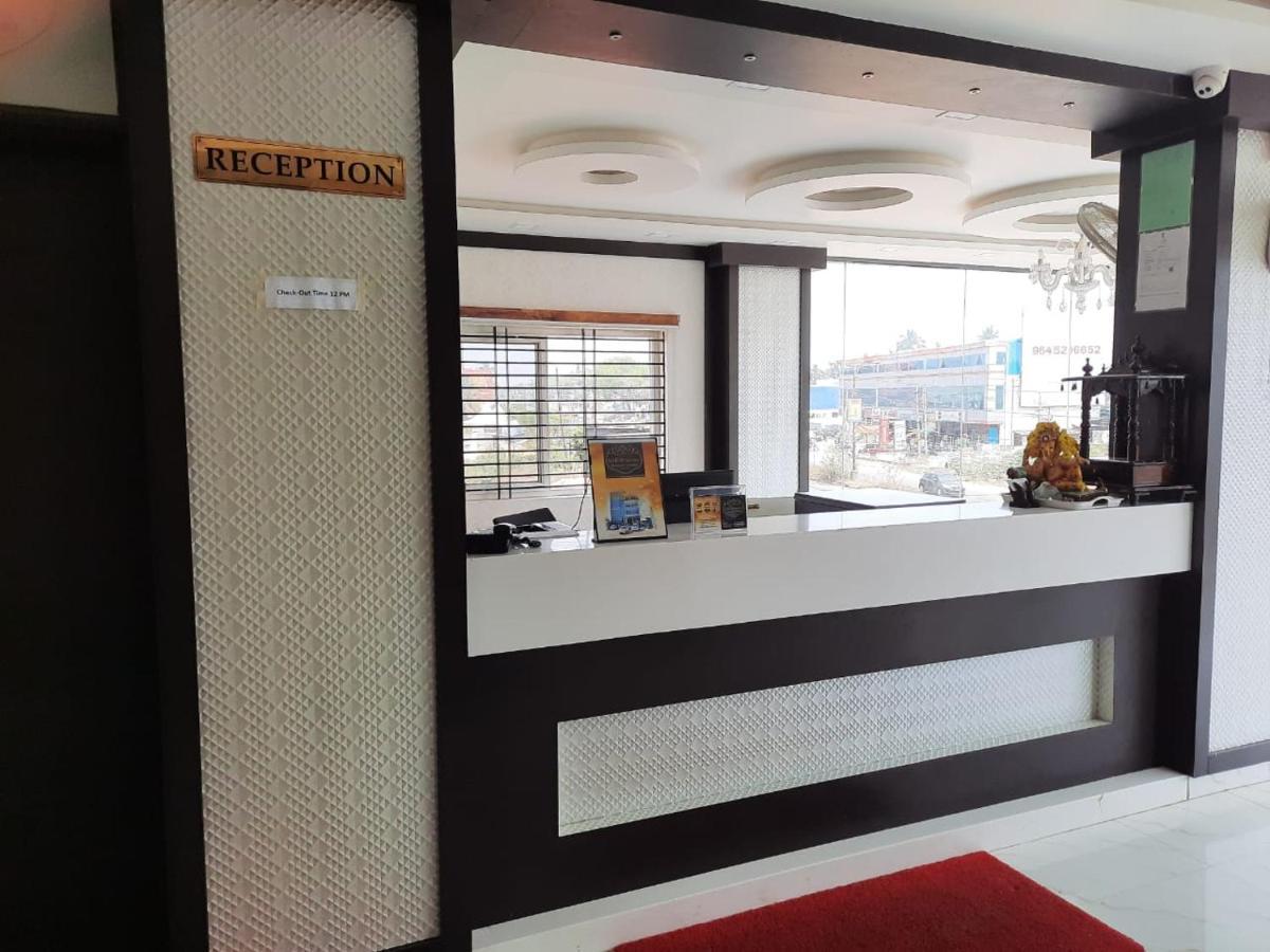 Ssr Residency Hotel Mandya Ngoại thất bức ảnh
