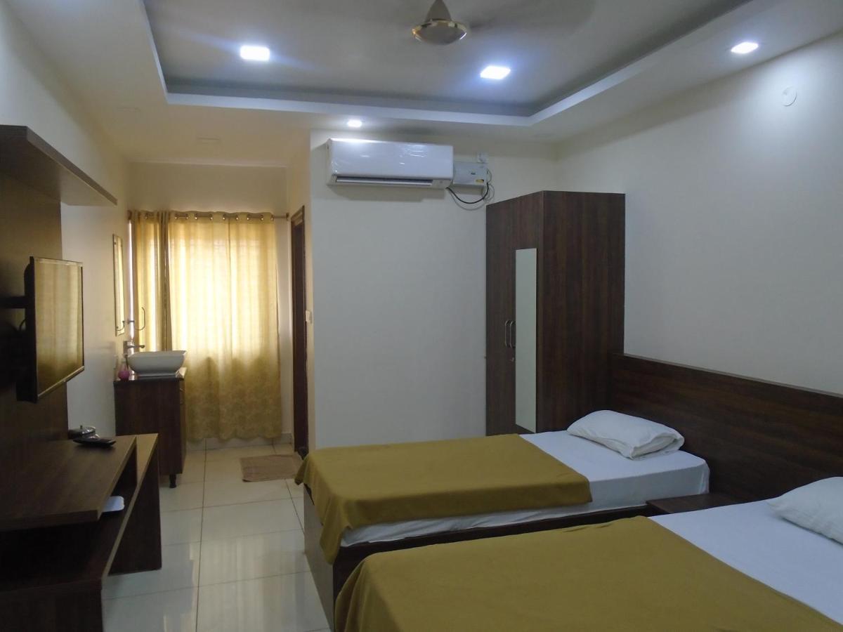 Ssr Residency Hotel Mandya Ngoại thất bức ảnh