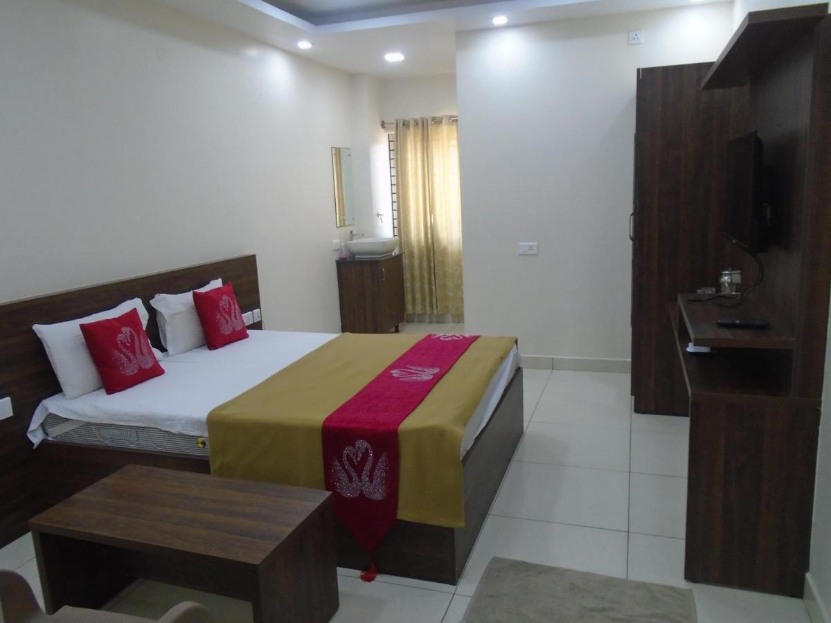 Ssr Residency Hotel Mandya Ngoại thất bức ảnh