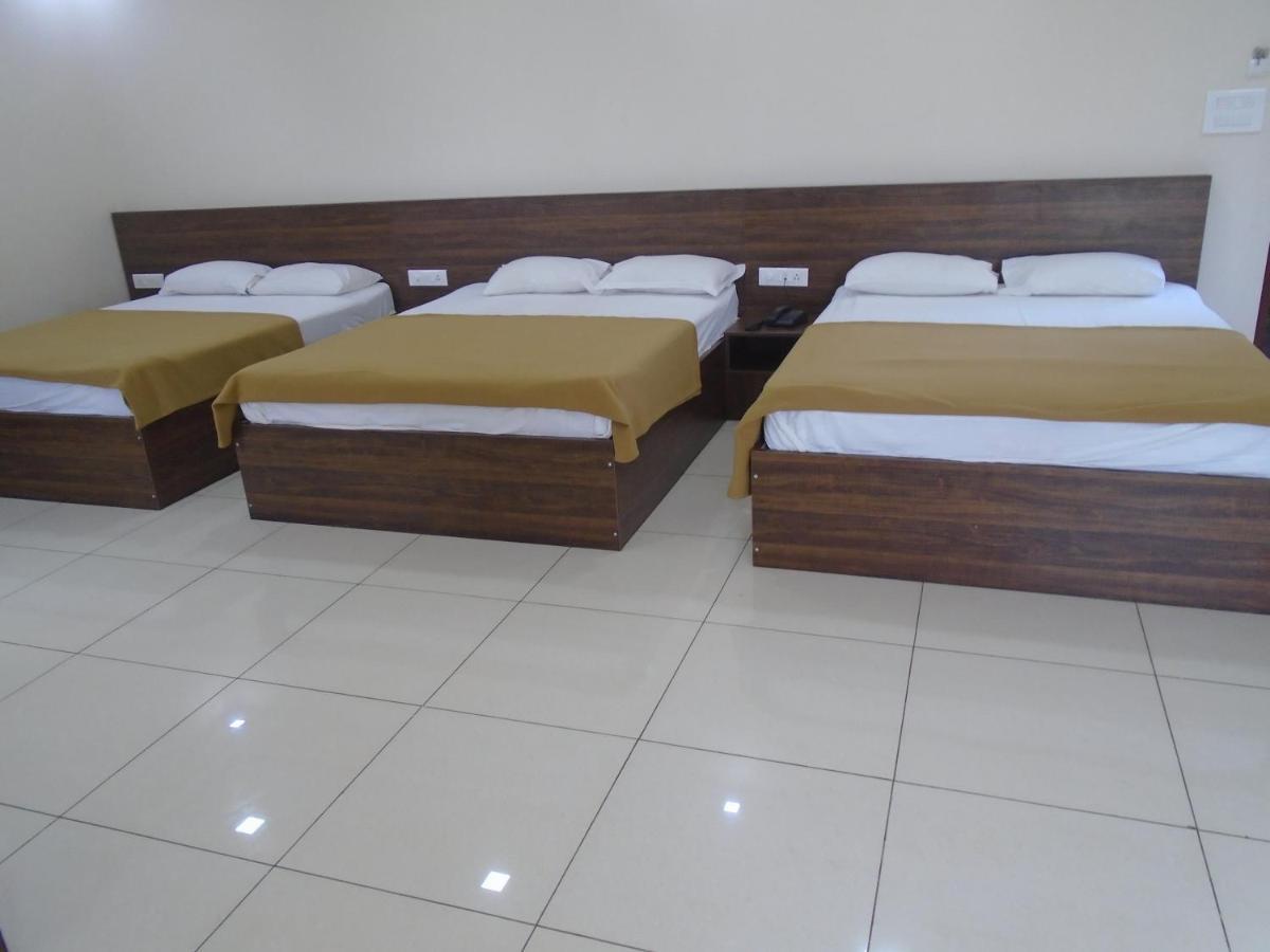 Ssr Residency Hotel Mandya Ngoại thất bức ảnh