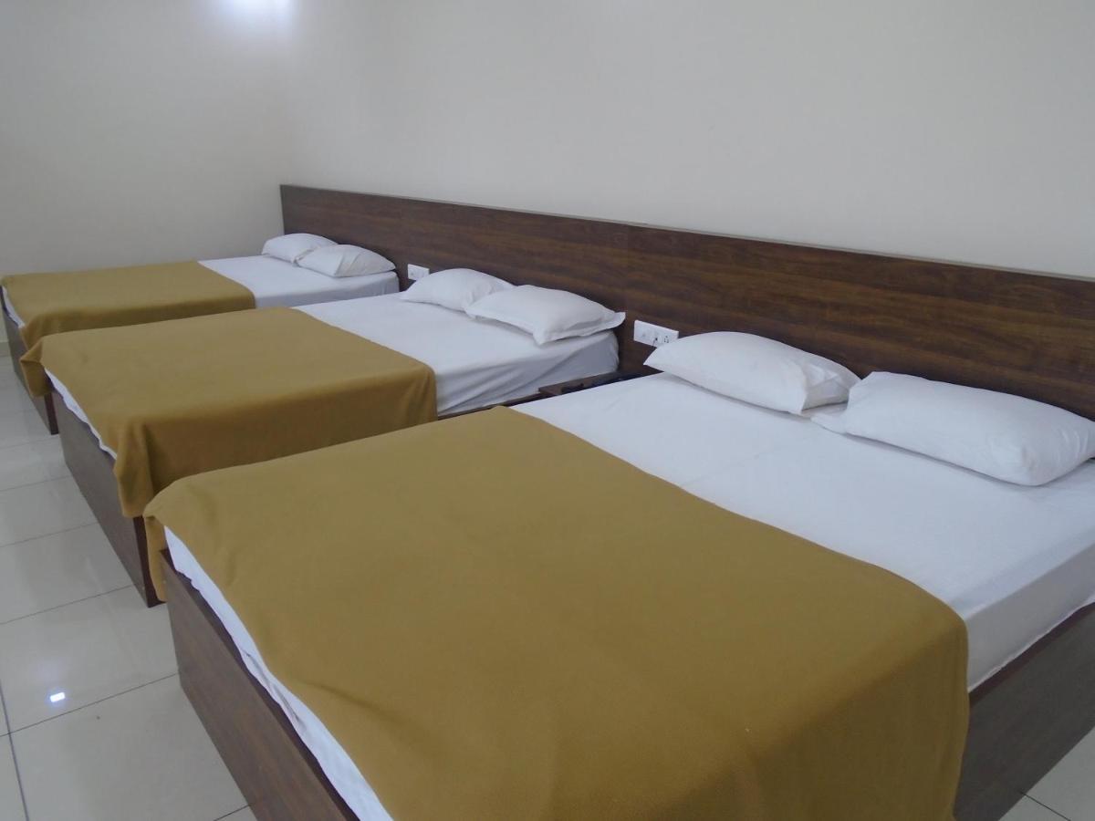 Ssr Residency Hotel Mandya Ngoại thất bức ảnh